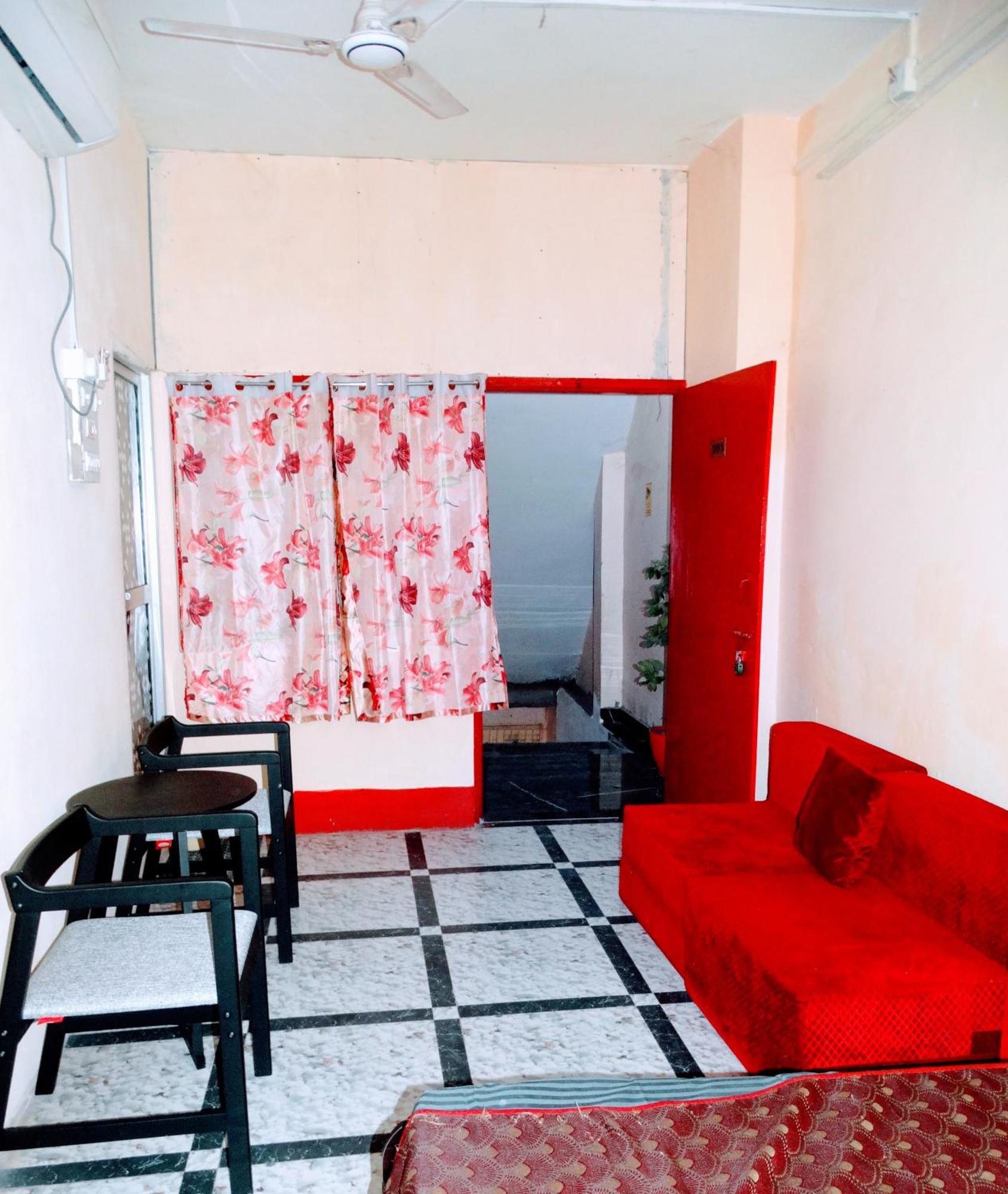 Shree Ram Sia Hotel An Unit Of Shree Ram Sia Trading And Residency Gaya Exterior photo