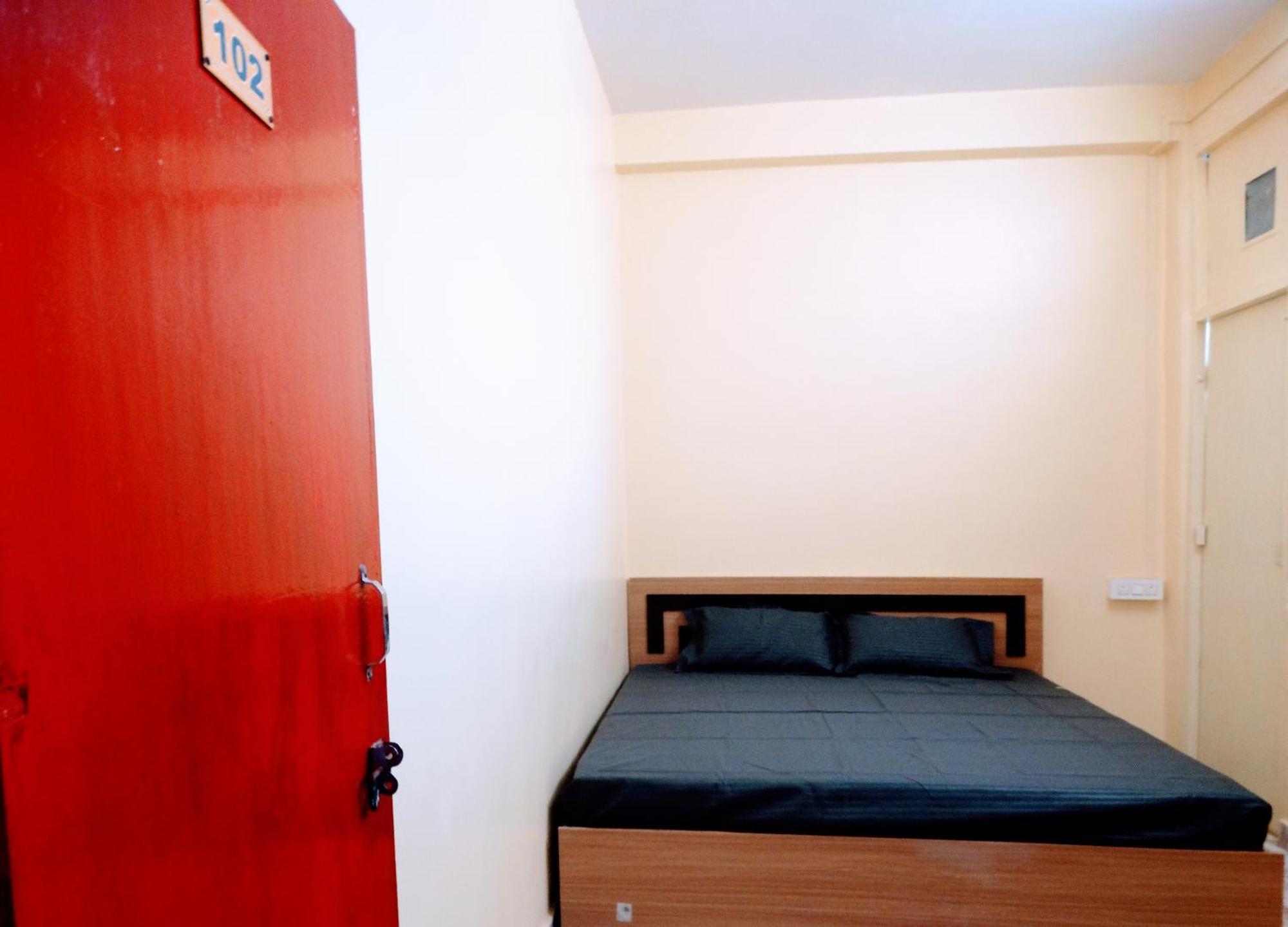Shree Ram Sia Hotel An Unit Of Shree Ram Sia Trading And Residency Gaya Exterior photo