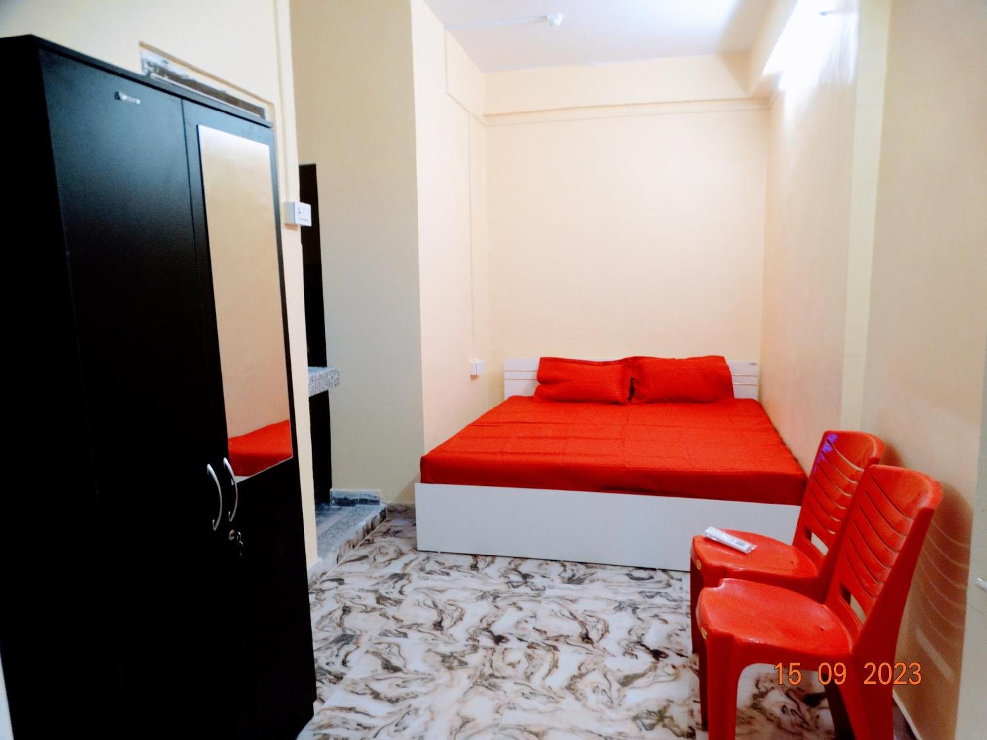 Shree Ram Sia Hotel An Unit Of Shree Ram Sia Trading And Residency Gaya Exterior photo